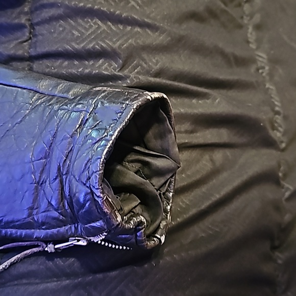 Leather Jacket - Picture 9 of 10
